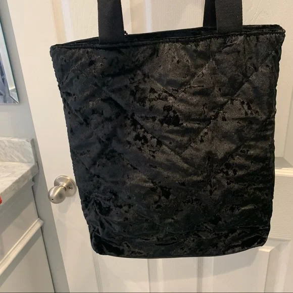 NWT Victoria's Secret Black Crushed Velvet Tote Bag - Picture 4 of 7
